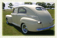 1946 Ford Sedan Deluxe HOT ROD